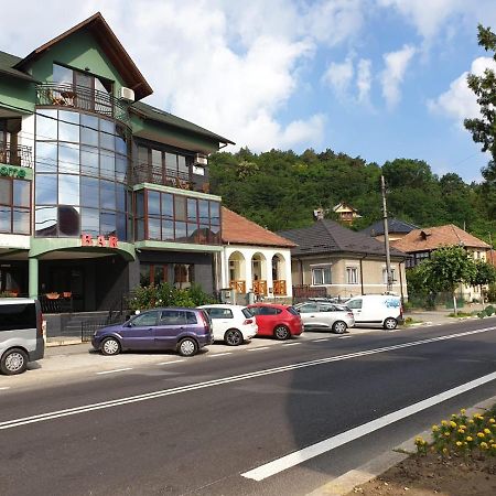 Apartament Relax Apartman Călimăneşti Kültér fotó